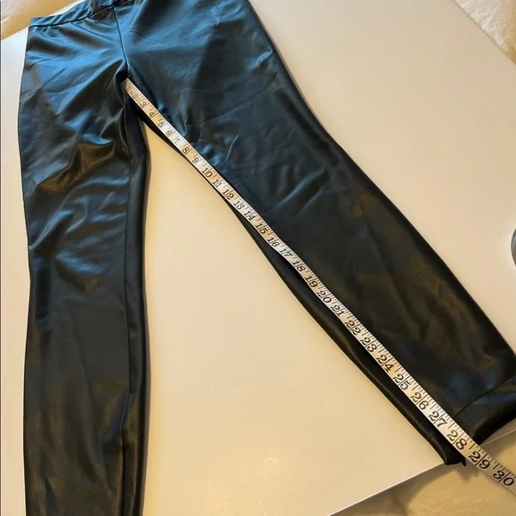 St. John faux leather pants, zipper at leg, black size S NWOT - Picture 6 of 14